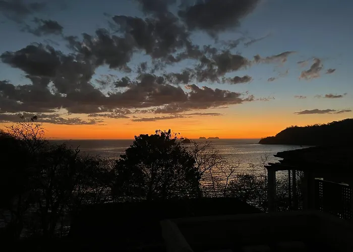 Casa Olas - Oceanview, Club Included, Plunge Pool, Steps To Holiday home *