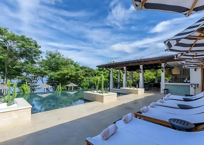 Holiday home Casa Olas - Oceanview, Club Included, Plunge Pool, Steps To